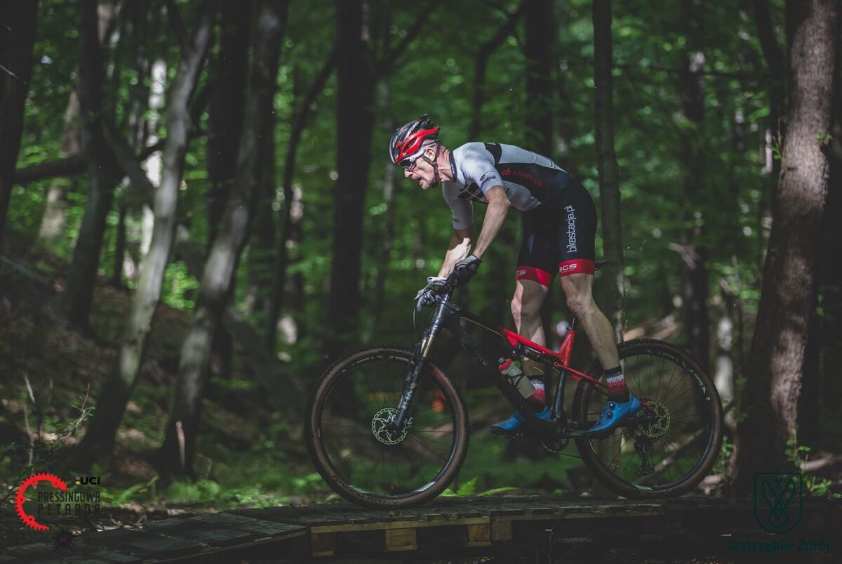 Niedźwiecki Paszek i Garnek najszybsi w Masters Puchar Polski MTB