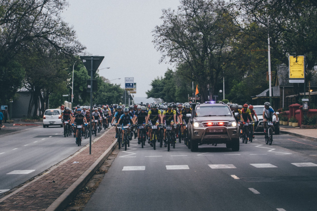 { 00897525} Riders leave Oudtshoorn during stage 3 of the 2015 Cape Pioneer Trek between Oudtshoorn and De Rust. http://capepioneer.co.za/ Photo by Ewald Sadie