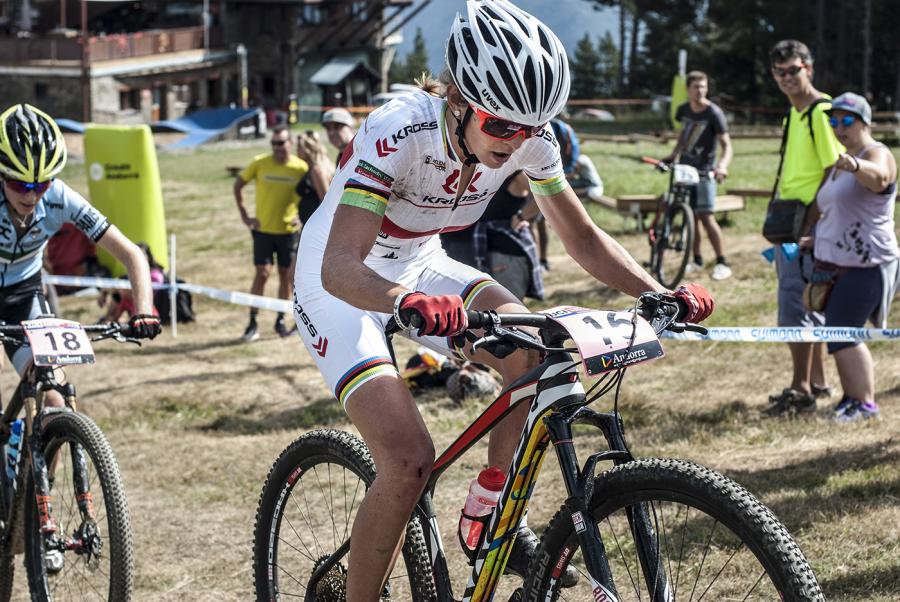 Maja Włoszczowska (Kross Racing Team): start w biało czerwonych barwach to priorytet