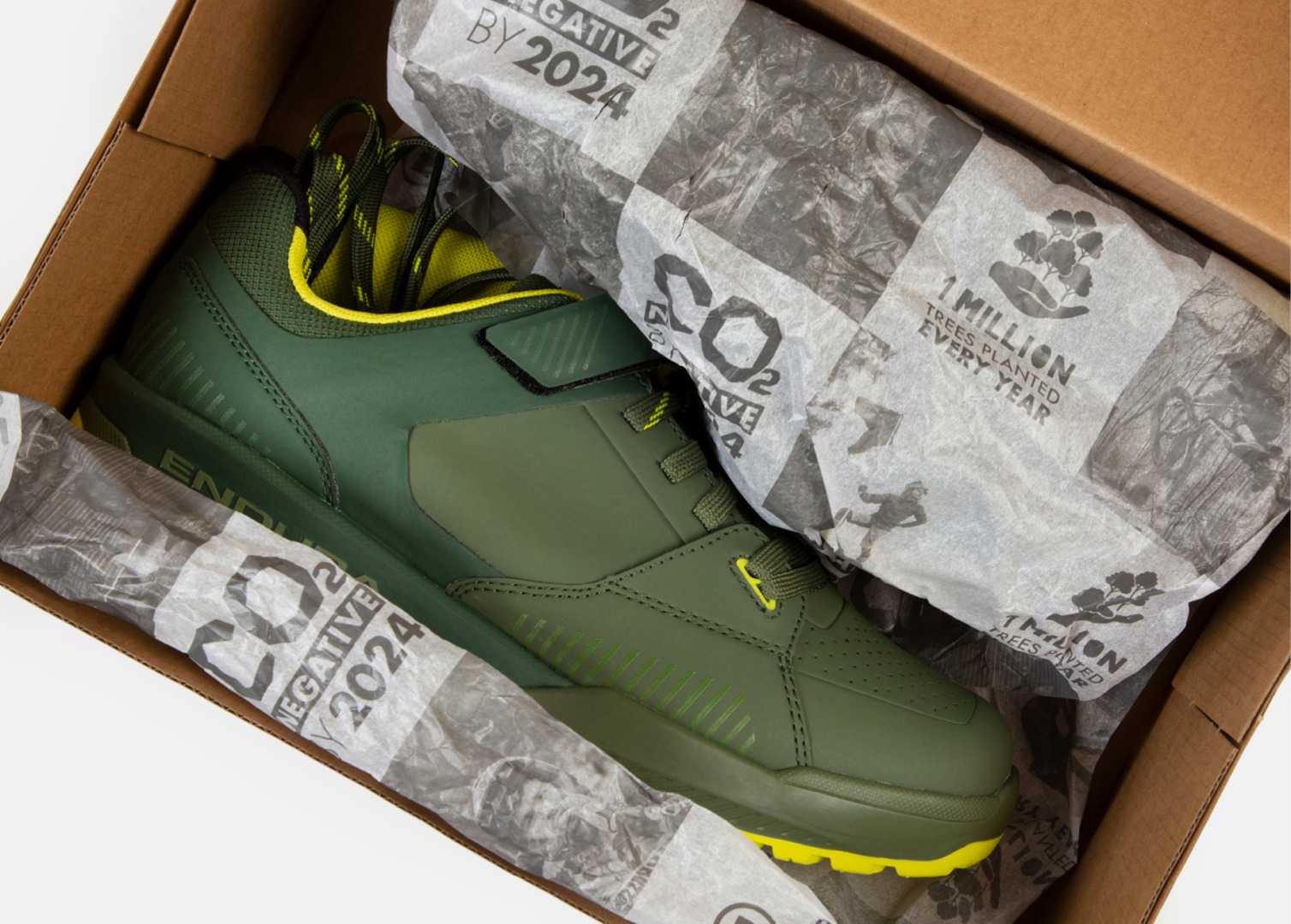 E9501_MT500-Burner-Clipless-Shoe-Boxed_Forest-Green