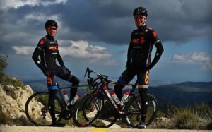 Zawodnicy CST 7R MTB Team na progu sezonu Zawodnicy CST 7R MTB Team na progu sezonu