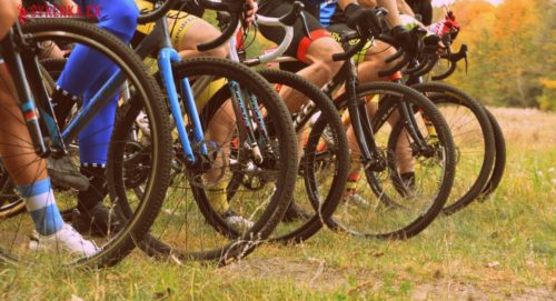 Hamowanie przyspiesza. Ewolucja układów hamulcowych w cyclocrossie.