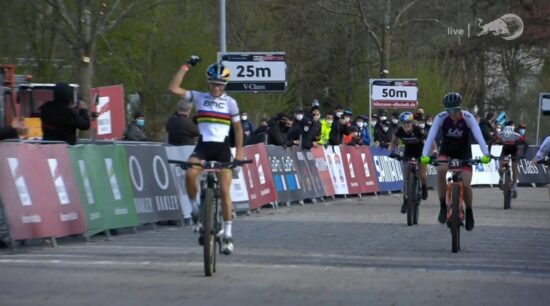 Pauline Ferrand Prevot w pięknym stylu wygrywa XCC | Puchar Świata MTB XCO, Albstadt